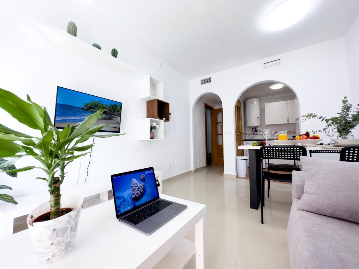 Playa Sun Apartman San Luis de Sabinillas Kültér fotó